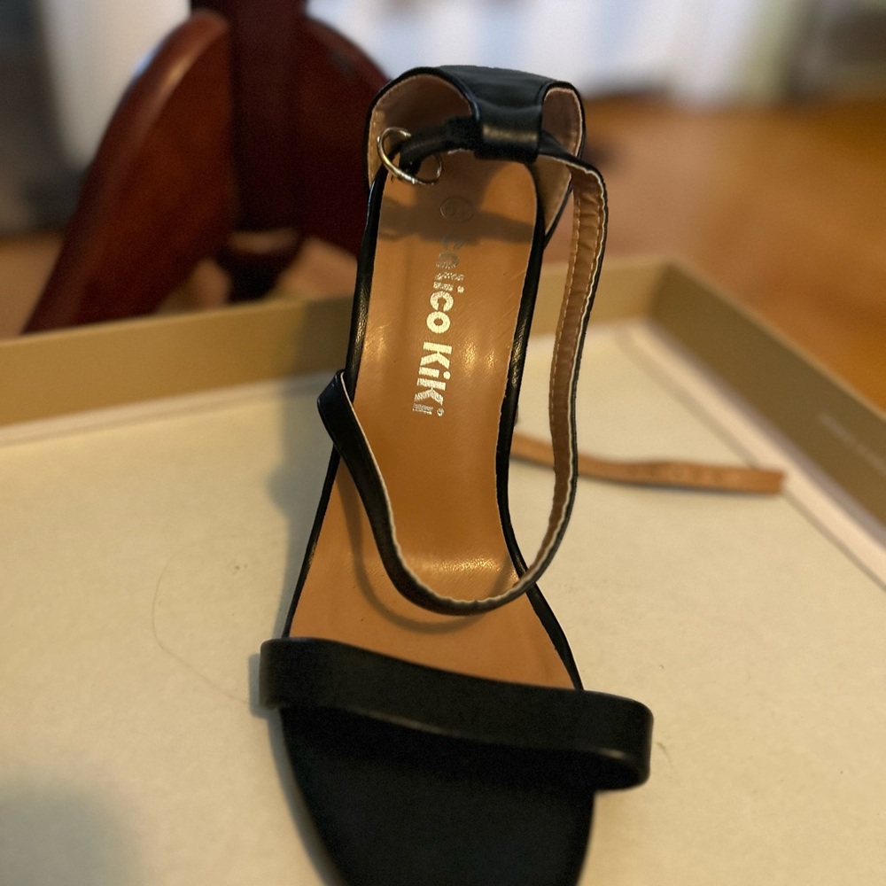 Elegant Black High-Heeled Sandals